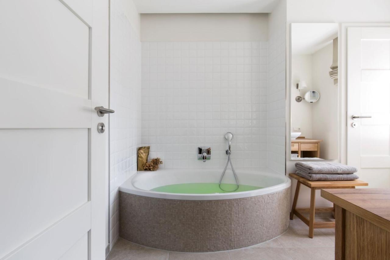 Reetdorf Geltinger Birk Atelierhaus Mooreiche Nieby  Kültér fotó